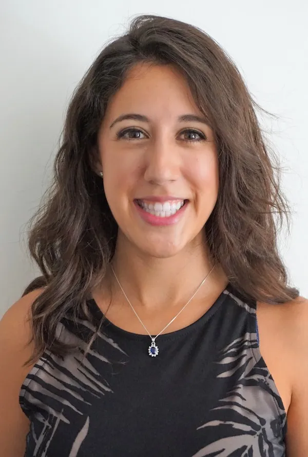 Home Office Life: Natalie Butka - VA, SMM and language teacher